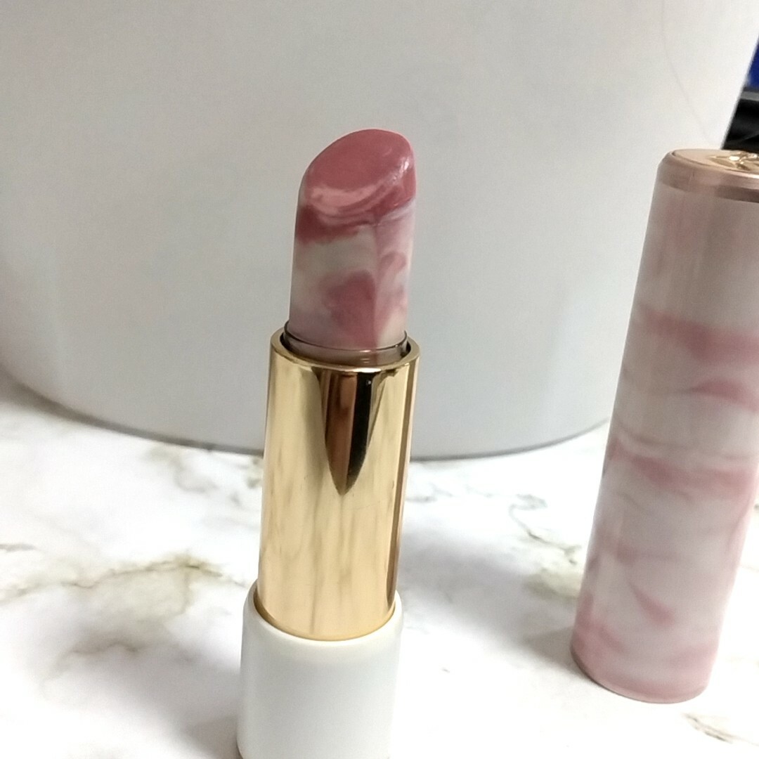 LANCOME(ランコム)のLANCOME ﾗﾌﾟｿﾘｭﾄｰﾝｱｯﾌﾟﾊﾞｰﾑ コスメ/美容のベースメイク/化粧品(口紅)の商品写真