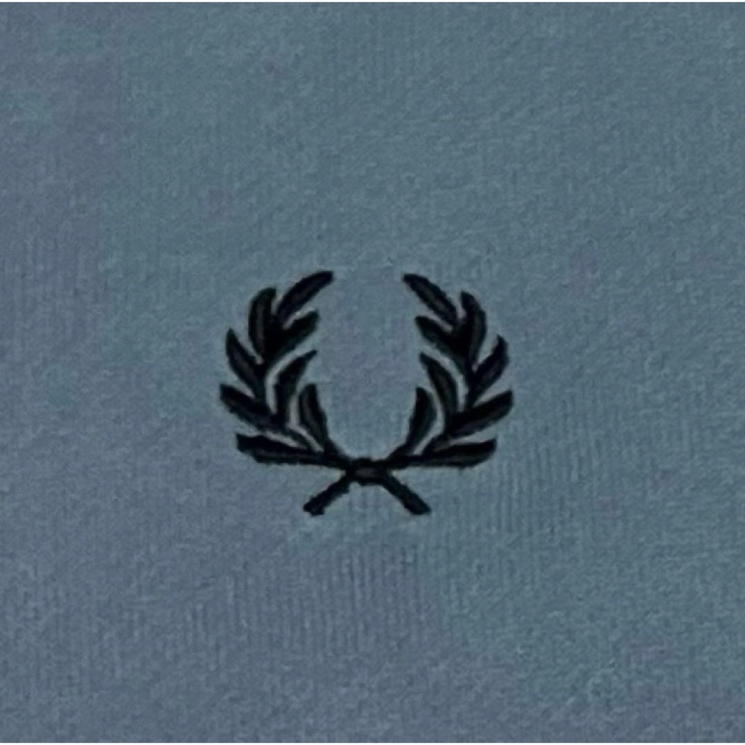 FRED PERRY(フレッドペリー)の【人気】FRED PERRY　フレッドペリー　ハーフジップスウェット　月桂樹ロゴ メンズのトップス(スウェット)の商品写真