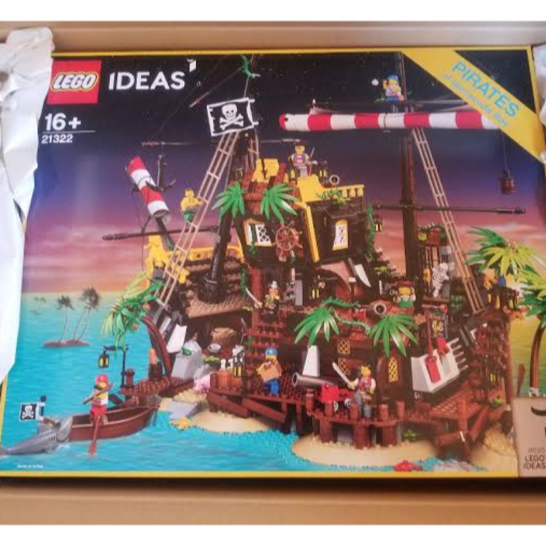 Lego(レゴ)のレゴ　アイデア　赤ひげ船長の海賊島　21322 キッズ/ベビー/マタニティのおもちゃ(積み木/ブロック)の商品写真