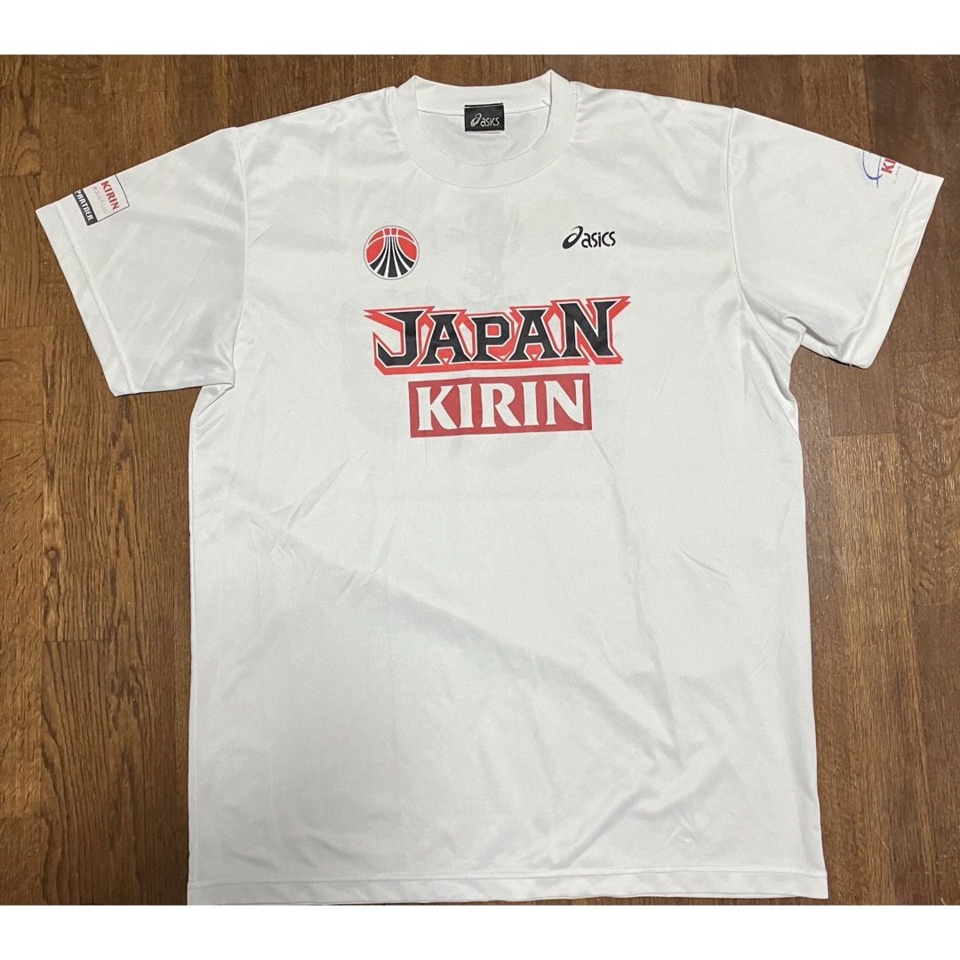 asics(アシックス)のアシックス×KIRIN キリン バスケットボール日本代表 スラムダンク 井上雄彦 メンズのトップス(Tシャツ/カットソー(半袖/袖なし))の商品写真