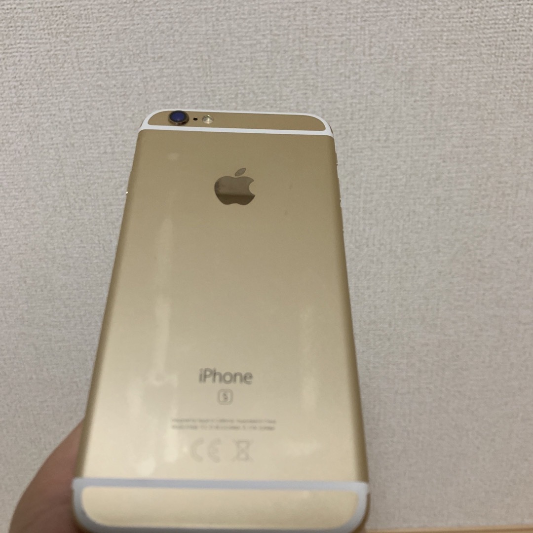 iPhone 6s  32GB ゴールド　SIMフリー スマホ/家電/カメラのスマートフォン/携帯電話(スマートフォン本体)の商品写真