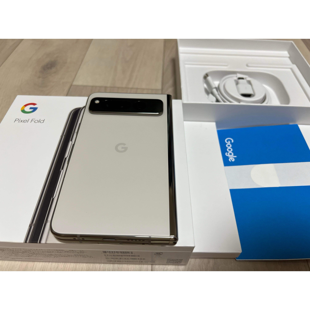 Google(グーグル)の新品未使用　Google Pixel Fold 5G 256G スマホ/家電/カメラのスマートフォン/携帯電話(スマートフォン本体)の商品写真