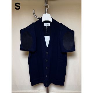 マルタンマルジェラ(Maison Martin Margiela)の新品 S 23aw マルジェラ エルボーパッチニットカーディガン 紺 5364(ニット/セーター)