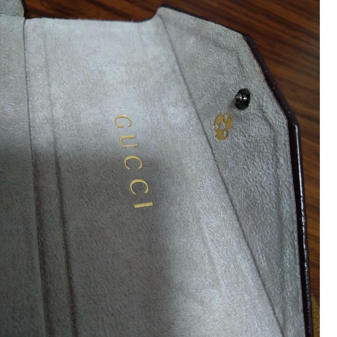 Gucci(グッチ)の☆GUCCI☆折りたたみ眼鏡ケース レディースのファッション小物(サングラス/メガネ)の商品写真