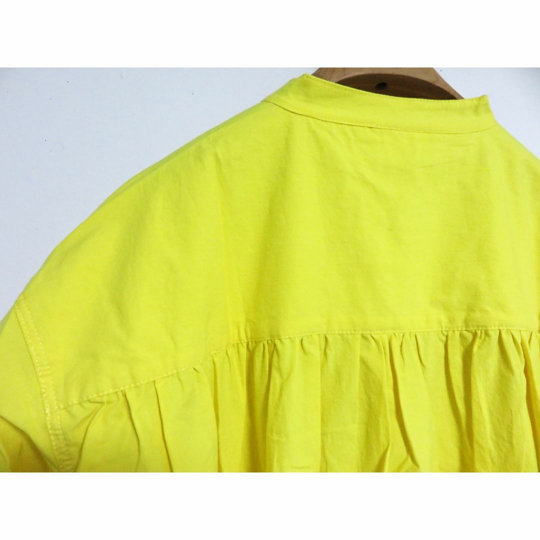 Yarmo(ヤーモ)の定価3.6万 新品 Yarmo Gather Tunic Shirts イエロー レディースのトップス(チュニック)の商品写真