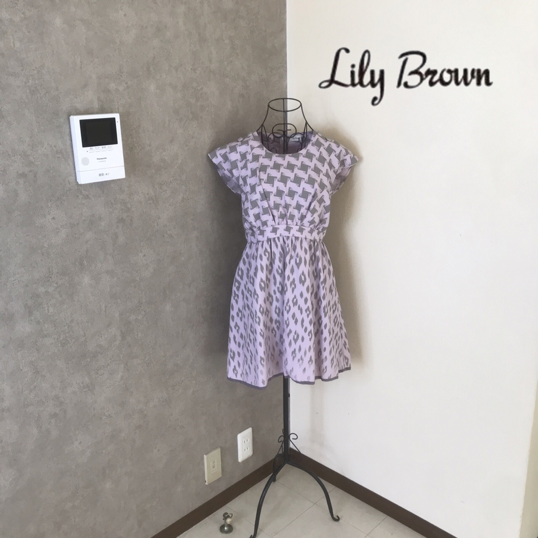 Lily Brown(リリーブラウン)のリリーブラウン♡1度着用　ワンピース  レディースのワンピース(ひざ丈ワンピース)の商品写真