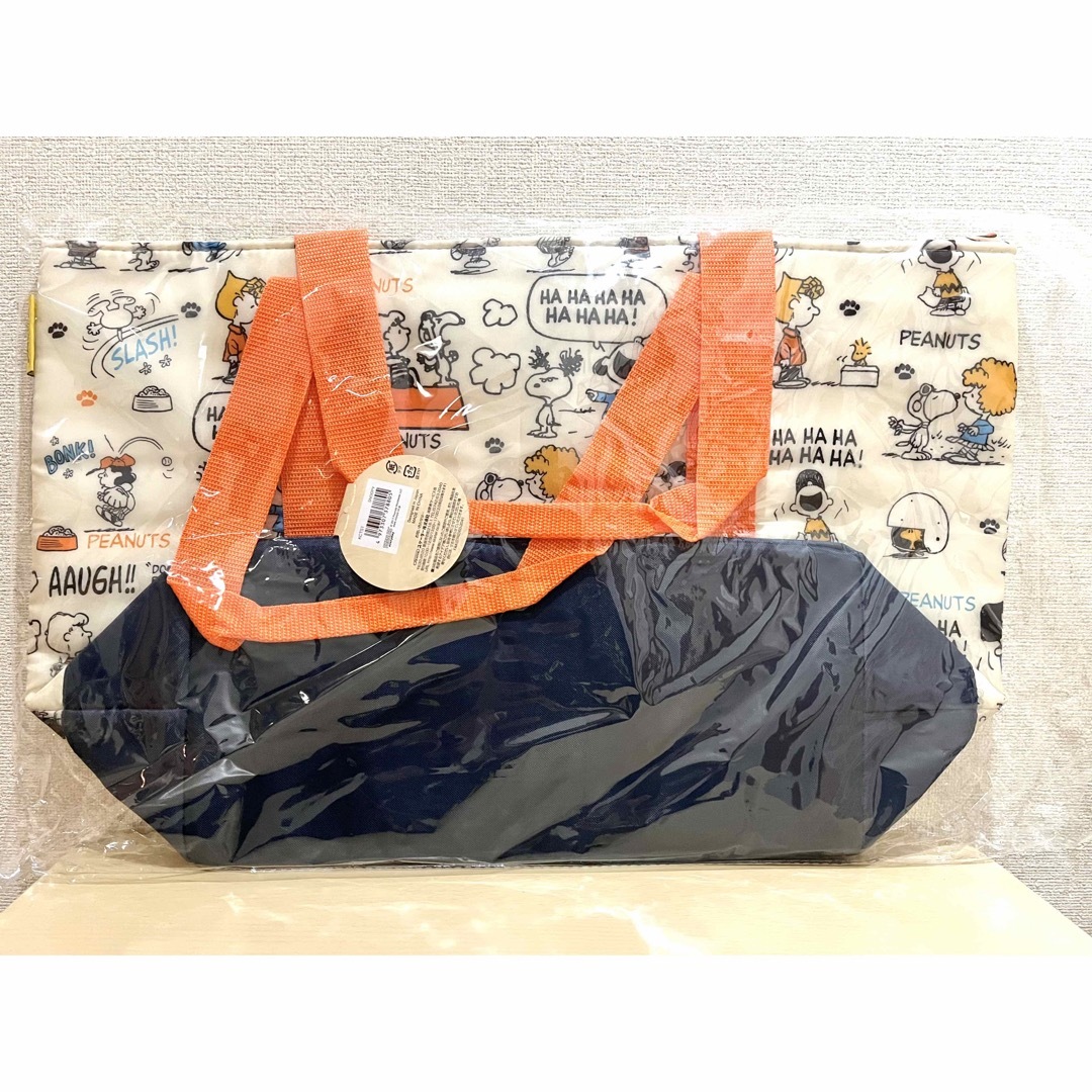 SNOOPY(スヌーピー)のスヌーピー　ショッピングバッグ　保温 保冷 デリカポット　トートバッグ　買い物袋 レディースのバッグ(トートバッグ)の商品写真