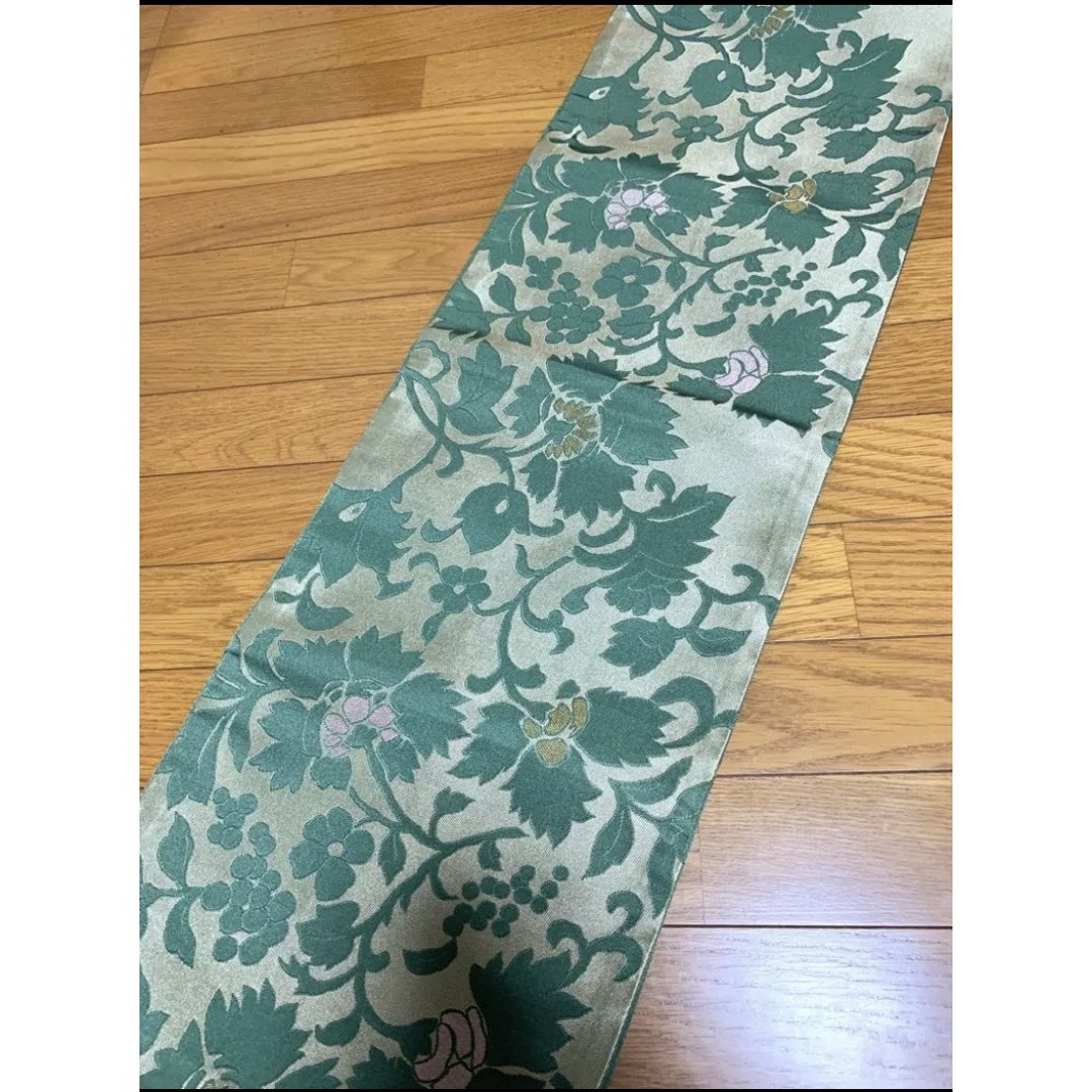 開き名古屋帯☆正絹☆六通☆緑!蔓葡萄柄 開き名古屋帯☆正絹☆六通☆緑!蔓葡萄柄