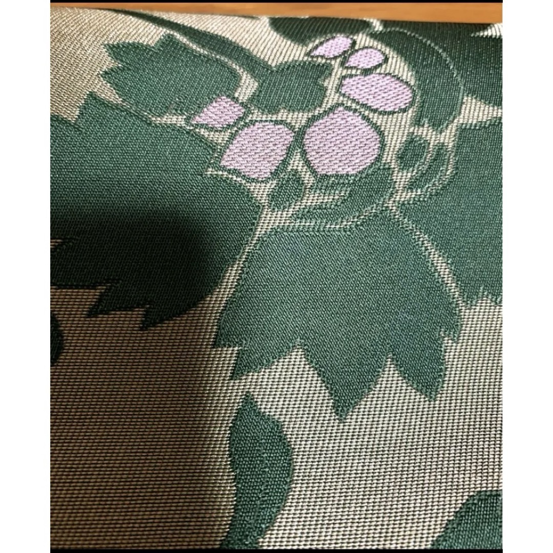 開き名古屋帯☆正絹☆六通☆緑!蔓葡萄柄 開き名古屋帯☆正絹☆六通☆緑!蔓葡萄柄
