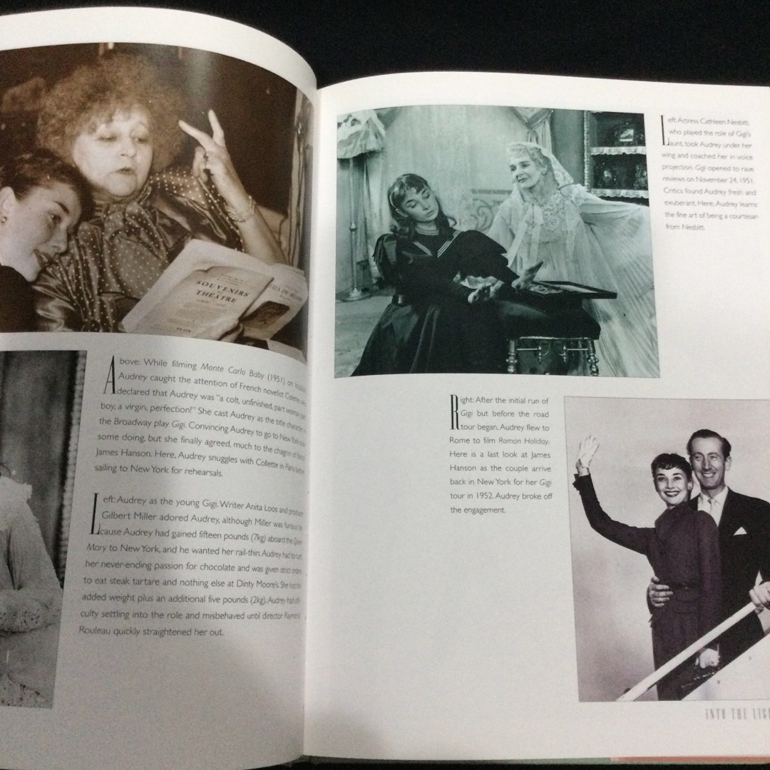 オードリーヘップバーン　写真集　洋書　英語　Audrey Hepburn 映画 エンタメ/ホビーの本(洋書)の商品写真