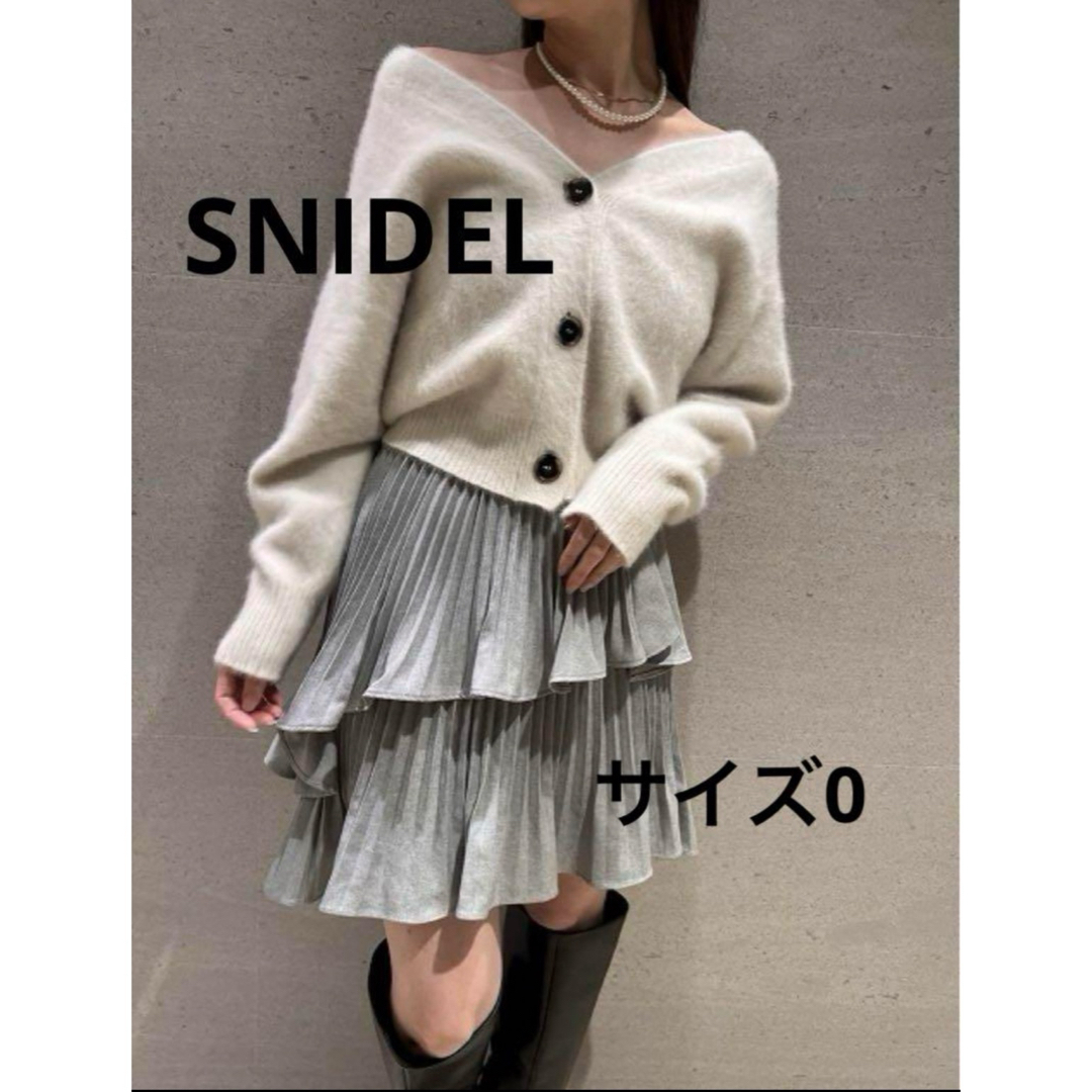 SNIDEL(スナイデル)の新品タグ付☆ SNIDEL  プリーツティアードミニスカート　グレー　サイズO レディースのスカート(ひざ丈スカート)の商品写真