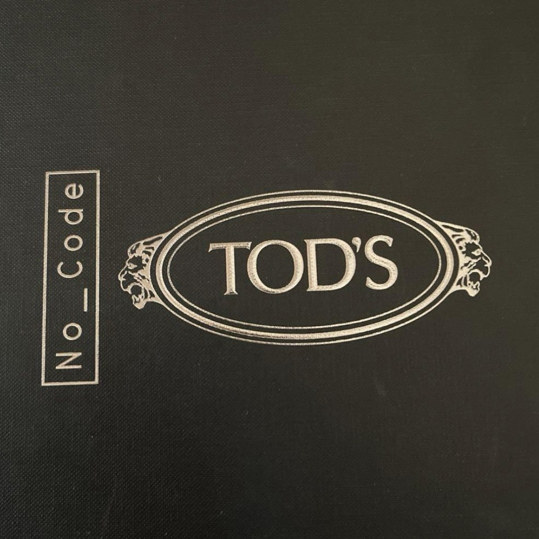 TOD'S(トッズ)のトッズ　スニーカー　ノーコード メンズの靴/シューズ(スニーカー)の商品写真