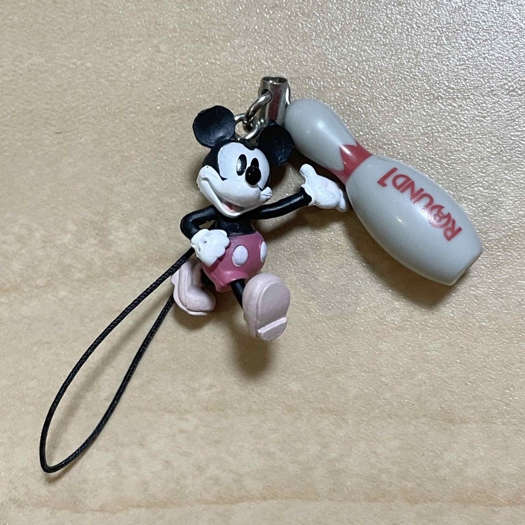 ミッキーマウス(ミッキーマウス)のROUND1 スポッチャ ストラップ ミッキーマウス エンタメ/ホビーのコレクション(ノベルティグッズ)の商品写真