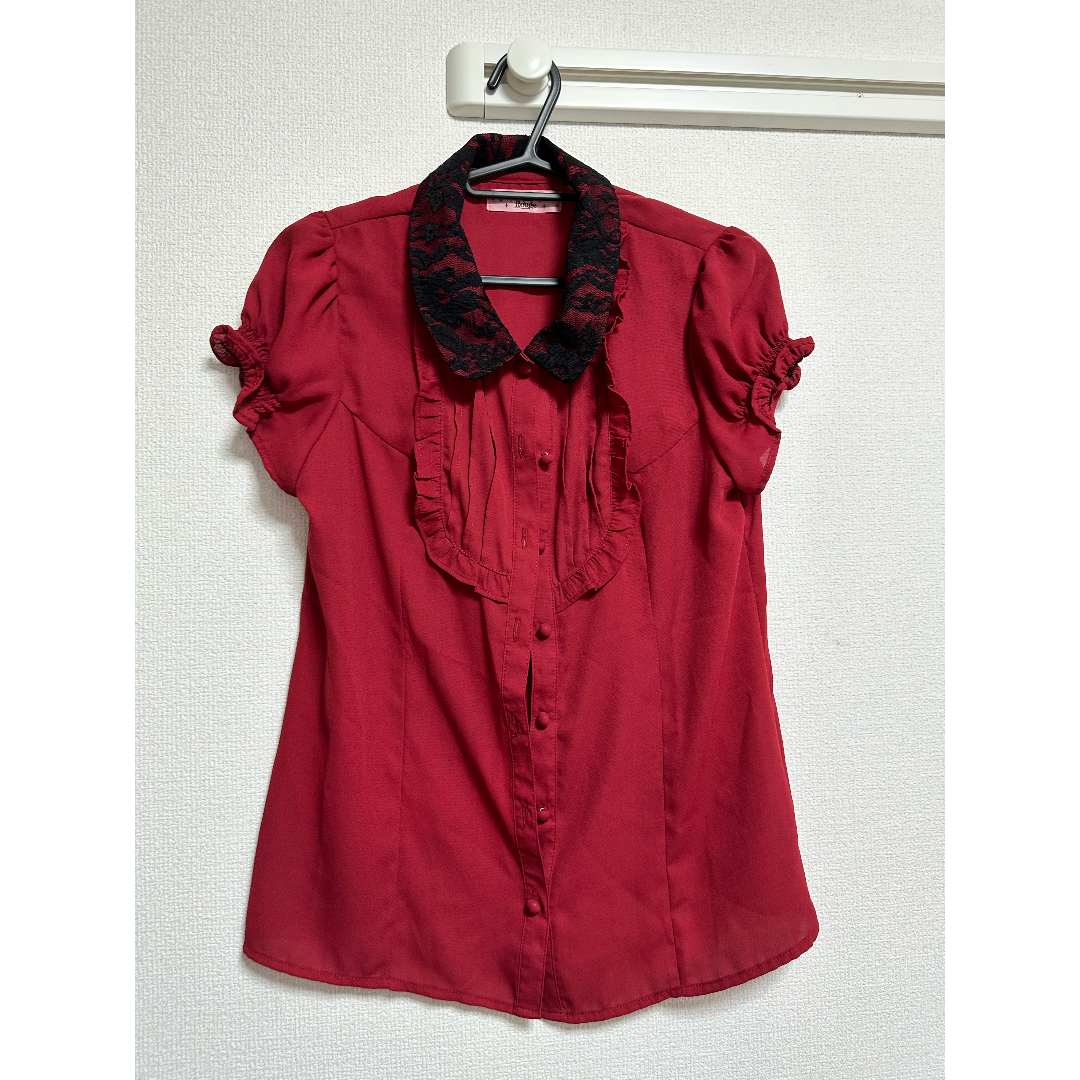 Ank Rouge(アンクルージュ)の【CL-02】Ank Rouge　レッド シャツ レディースのトップス(シャツ/ブラウス(半袖/袖なし))の商品写真