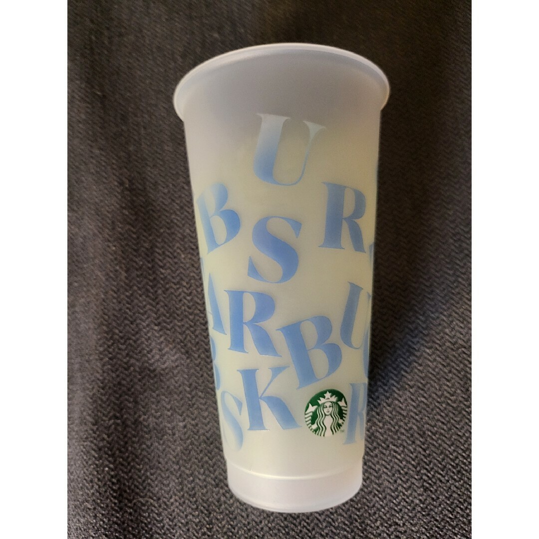 Starbucks Coffee(スターバックスコーヒー)のスタバ　リユーザブルカップ インテリア/住まい/日用品のキッチン/食器(タンブラー)の商品写真
