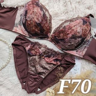 №608【F70】レーシィローズリング育乳脇高ブラジャー&フルバックショーツ(ブラ&ショーツセット)