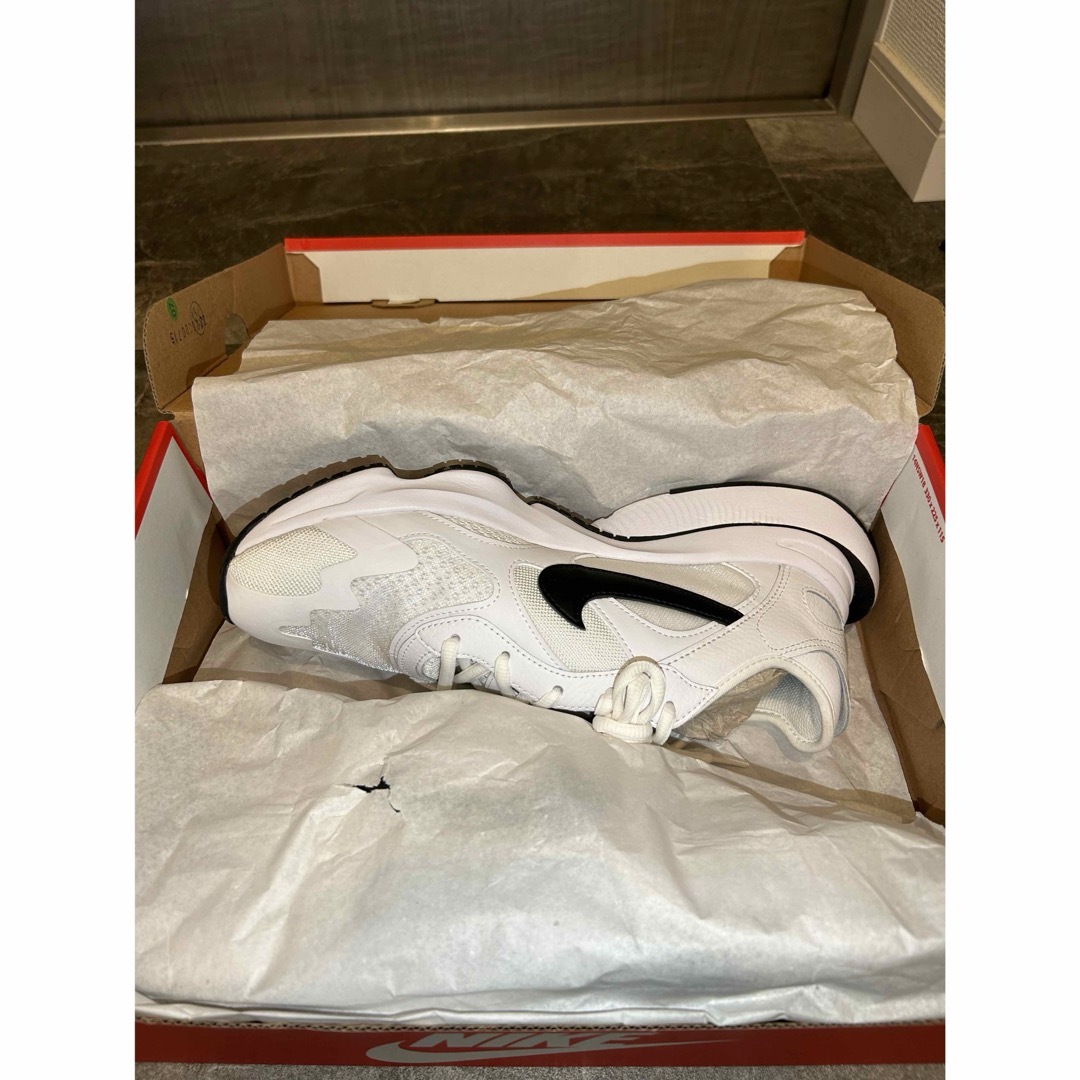 NIKE(ナイキ)のNIKE AIR ZOOM DIVISION WHITE/BLACK メンズの靴/シューズ(スニーカー)の商品写真