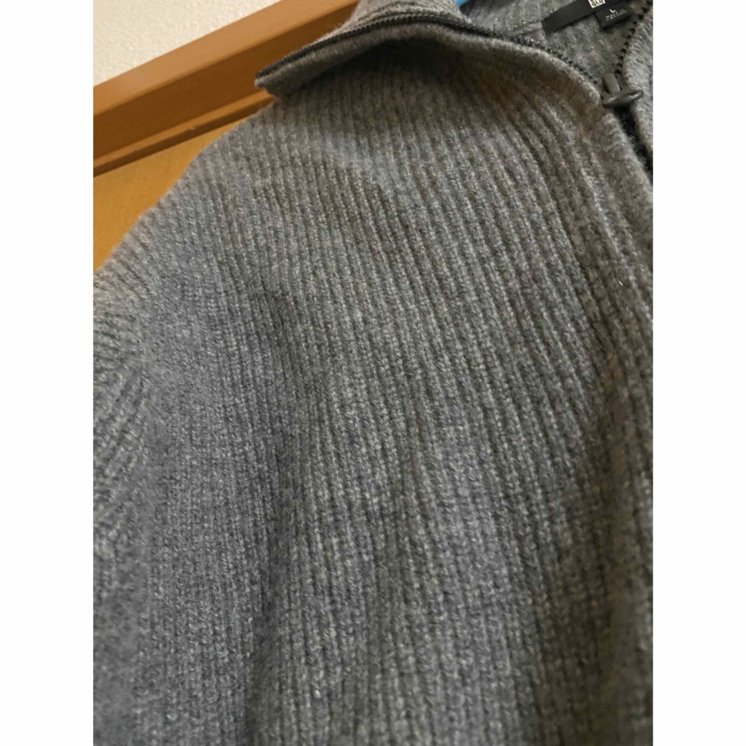 UNIQLO(ユニクロ)のユニクロc プレミアムラムハーフジップセーター　06 gray グレー　ニット レディースのトップス(ニット/セーター)の商品写真