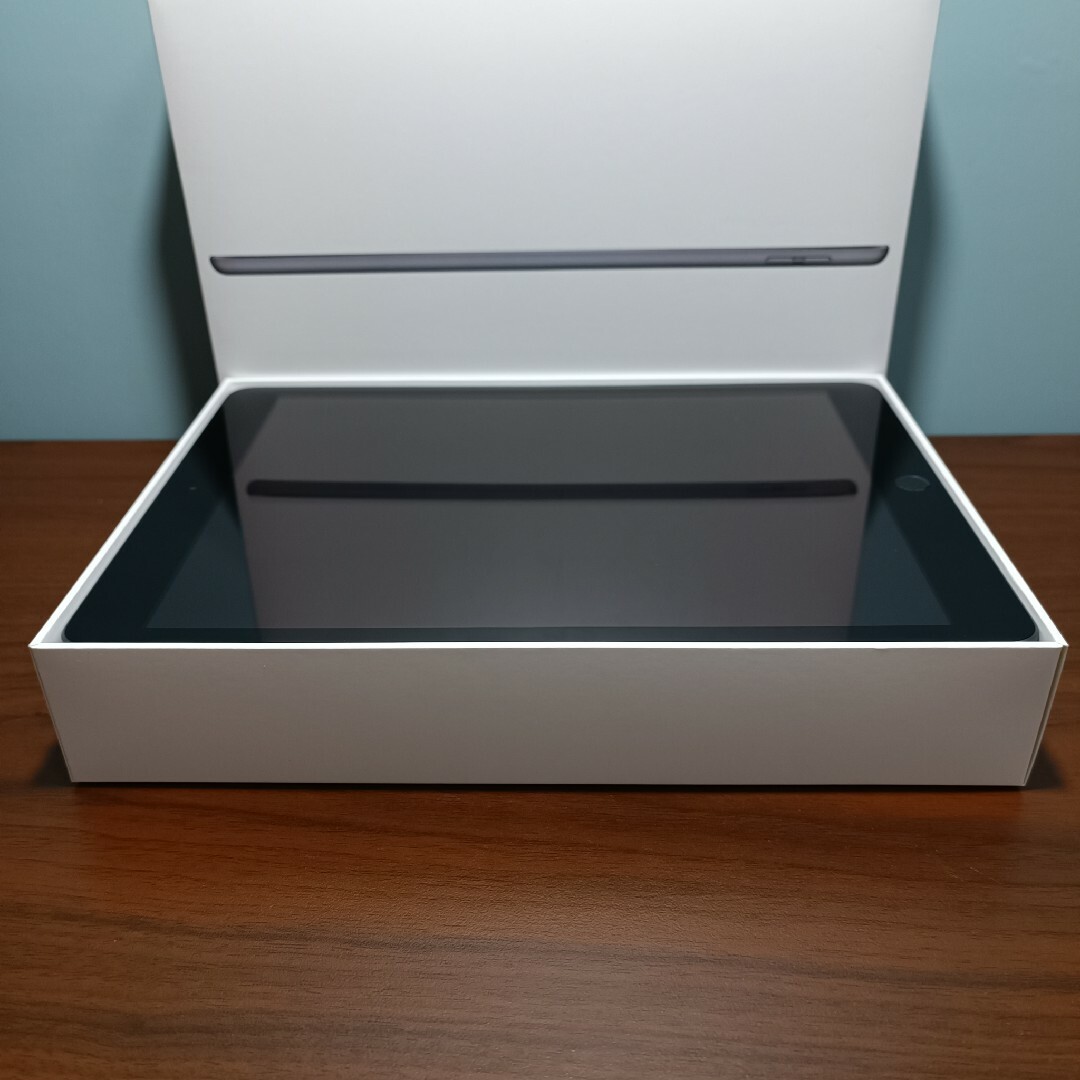 美品) iPad 10.2 第7世代 WiFi 32GB キーボード付き 美品) iPad 10.2 第7世代 WiFi 32GB キーボード付き