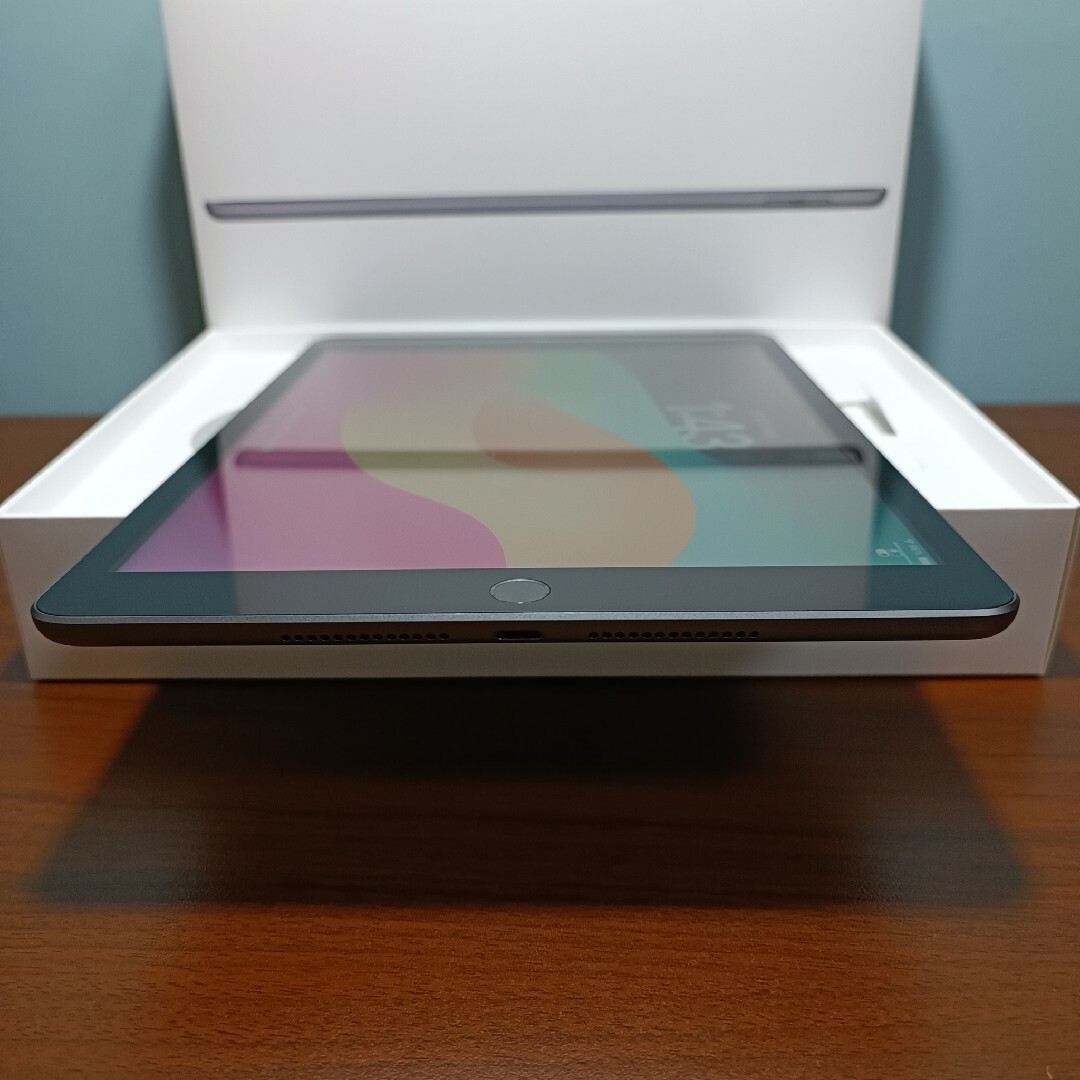 美品) iPad 10.2 第7世代 WiFi 32GB キーボード付き 美品) iPad 10.2 第7世代 WiFi 32GB キーボード付き