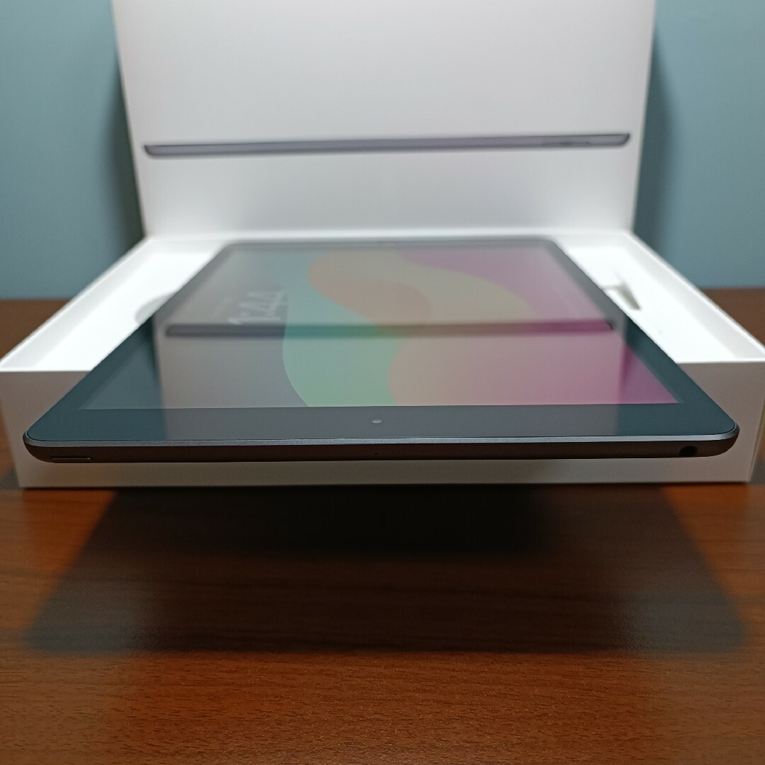 美品) iPad 10.2 第7世代 WiFi 32GB キーボード付き 美品) iPad 10.2 第7世代 WiFi 32GB キーボード付き
