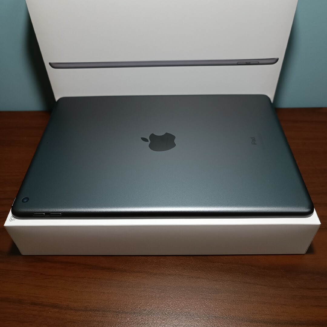 美品) iPad 10.2 第7世代 WiFi 32GB キーボード付き 美品) iPad 10.2 第7世代 WiFi 32GB キーボード付き