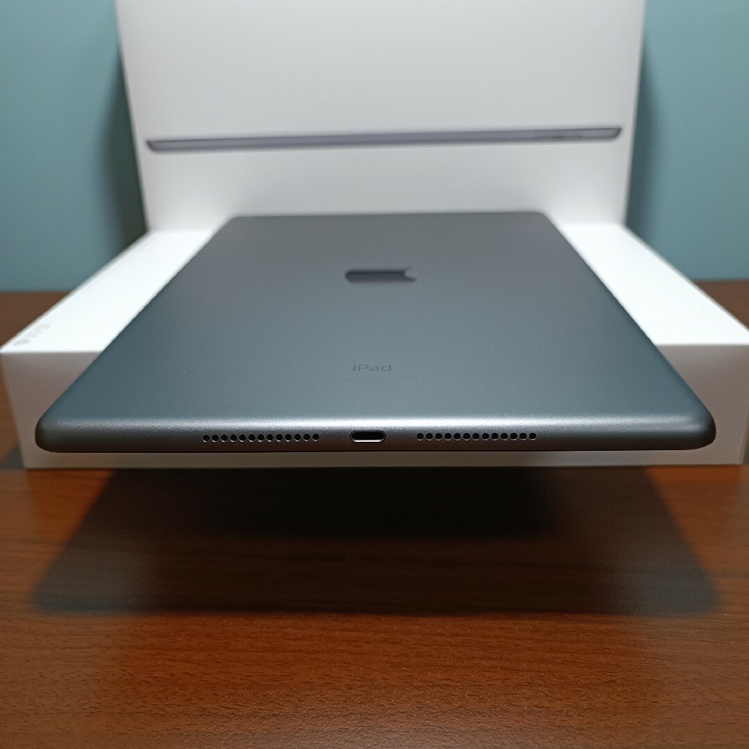 美品) iPad 10.2 第7世代 WiFi 32GB キーボード付き 美品) iPad 10.2 第7世代 WiFi 32GB キーボード付き
