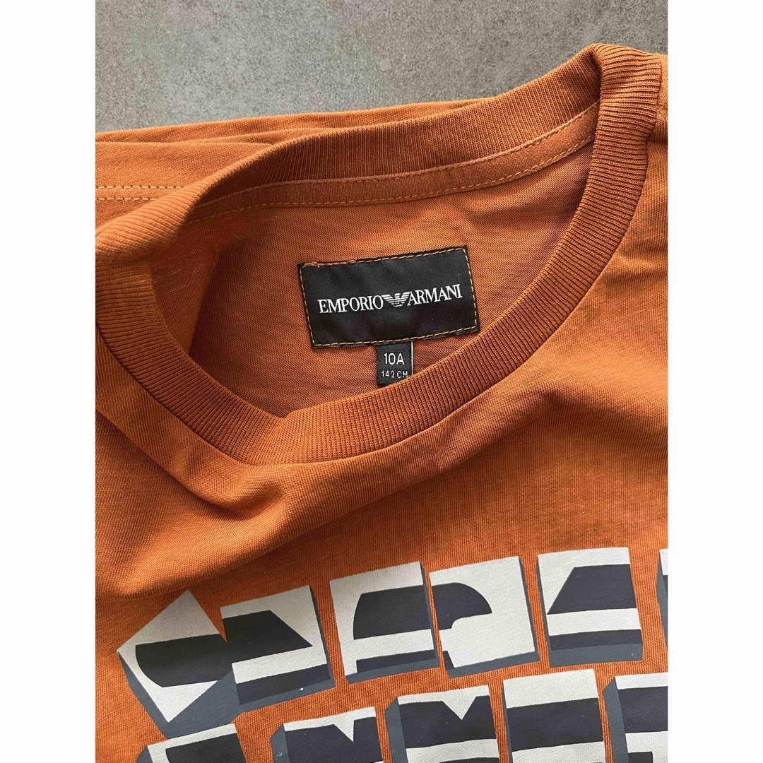 Emporio Armani(エンポリオアルマーニ)のEMPORIO ARMANI アルマーニ Tシャツ 10A 142 新品未使用 キッズ/ベビー/マタニティのキッズ服男の子用(90cm~)(Tシャツ/カットソー)の商品写真