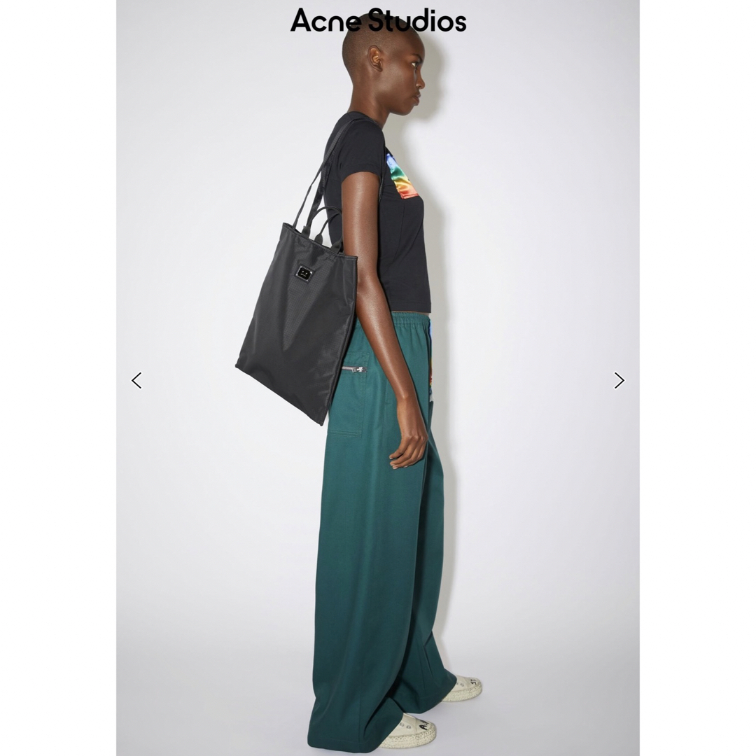 Acne Studios(アクネストゥディオズ)の新品Acne Studios アクネストゥディオズ フェイスプレートトートバッグ レディースのバッグ(トートバッグ)の商品写真