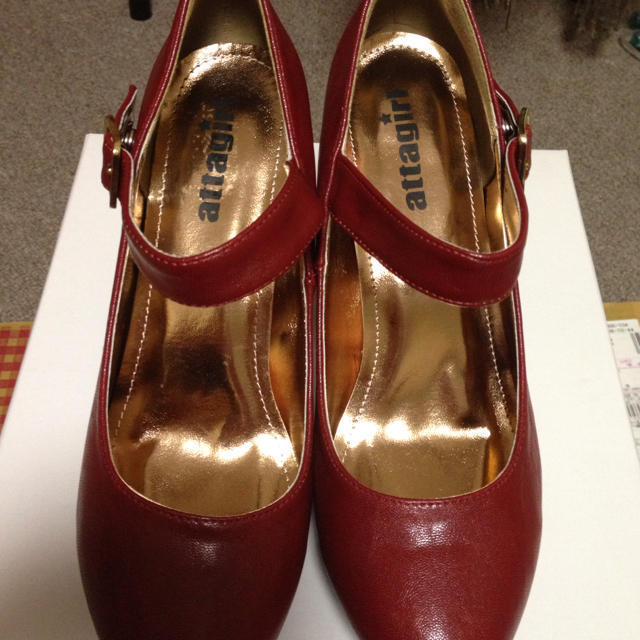 赤のパンプス レディースの靴/シューズ(ハイヒール/パンプス)の商品写真