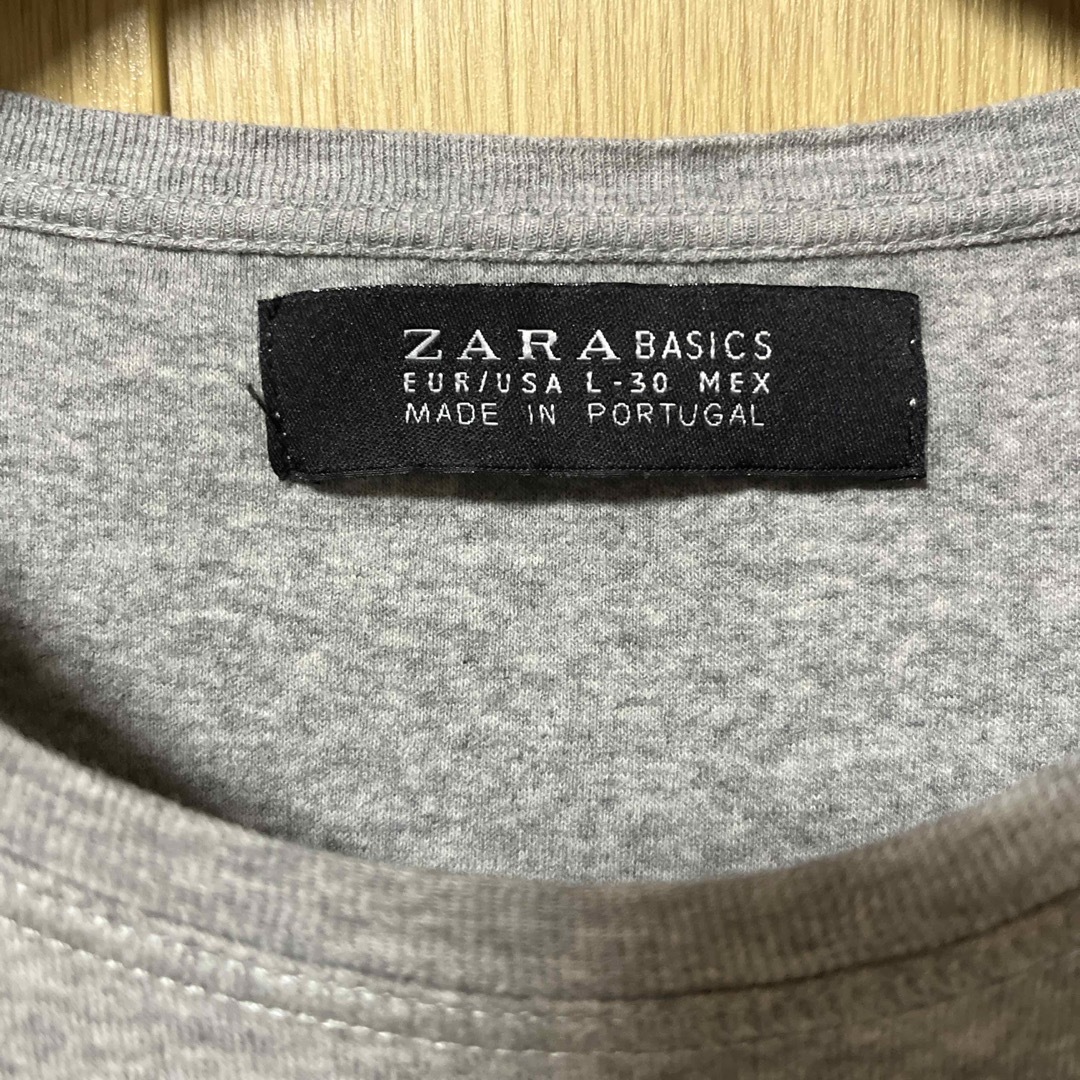 ZARA(ザラ)の✨値下げ✨【ZARA】Tシャツ　グレー レディースのトップス(Tシャツ(半袖/袖なし))の商品写真