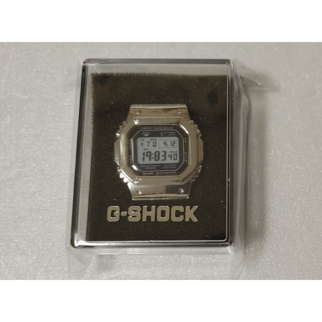 G-SHOCK(ジーショック)の非売品 G-SHOCK 40周年 ピンバッジ ノベルティ メンズの時計(腕時計(デジタル))の商品写真