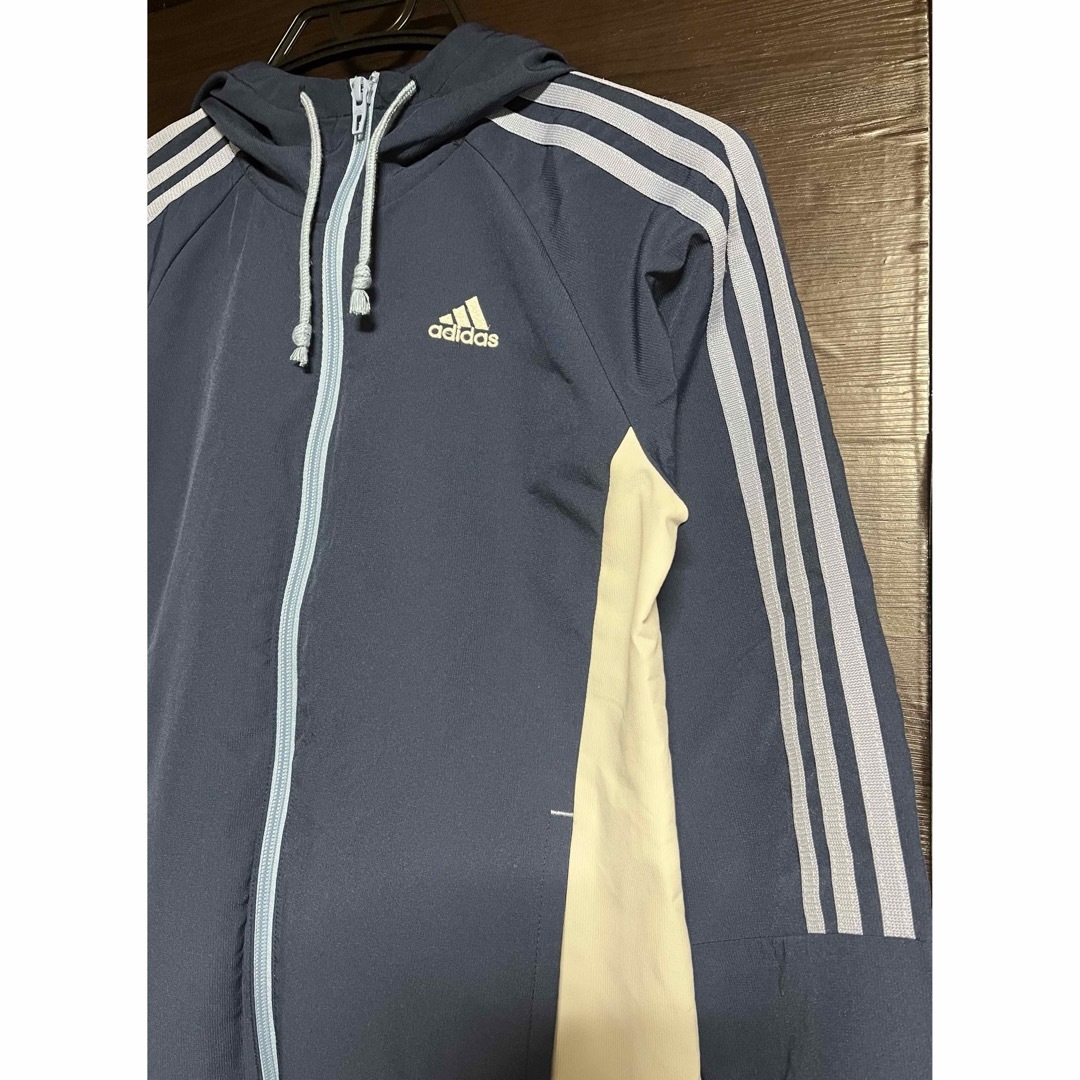 adidas(アディダス)のadidas⭐︎ウィンドブレーカー レディースのジャケット/アウター(ナイロンジャケット)の商品写真