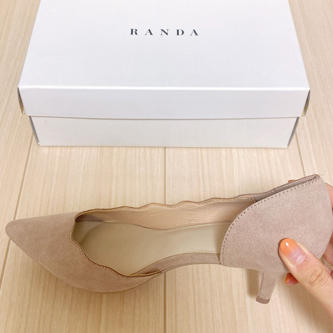 RANDA(ランダ)のRANDA  スカラップパンプス レディースの靴/シューズ(ハイヒール/パンプス)の商品写真