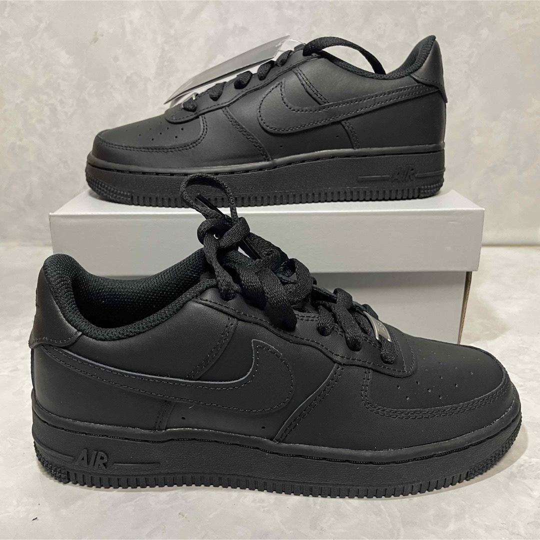 NIKE(ナイキ)の【完売品】Nike GS Air Force 1 Low LE "Black" レディースの靴/シューズ(スニーカー)の商品写真