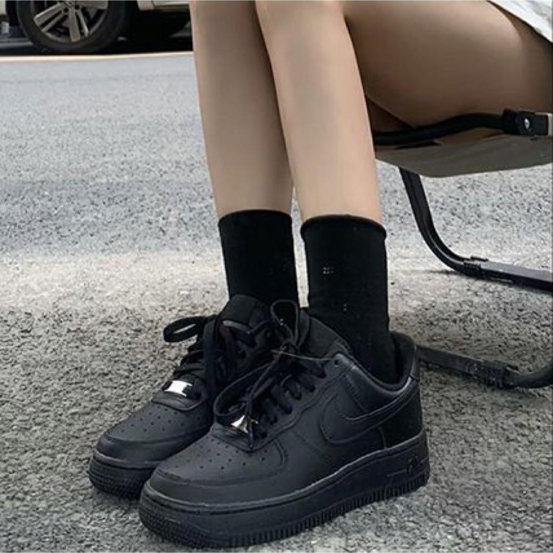 NIKE(ナイキ)の【完売品】Nike GS Air Force 1 Low LE "Black" レディースの靴/シューズ(スニーカー)の商品写真