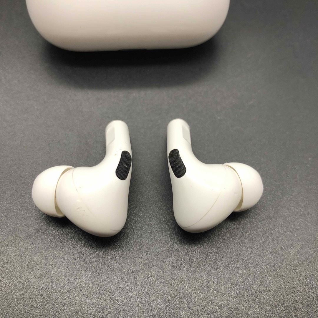 Apple(アップル)の即決 純正 Apple アップル AirPods Pro 第一世代 スマホ/家電/カメラのオーディオ機器(ヘッドフォン/イヤフォン)の商品写真