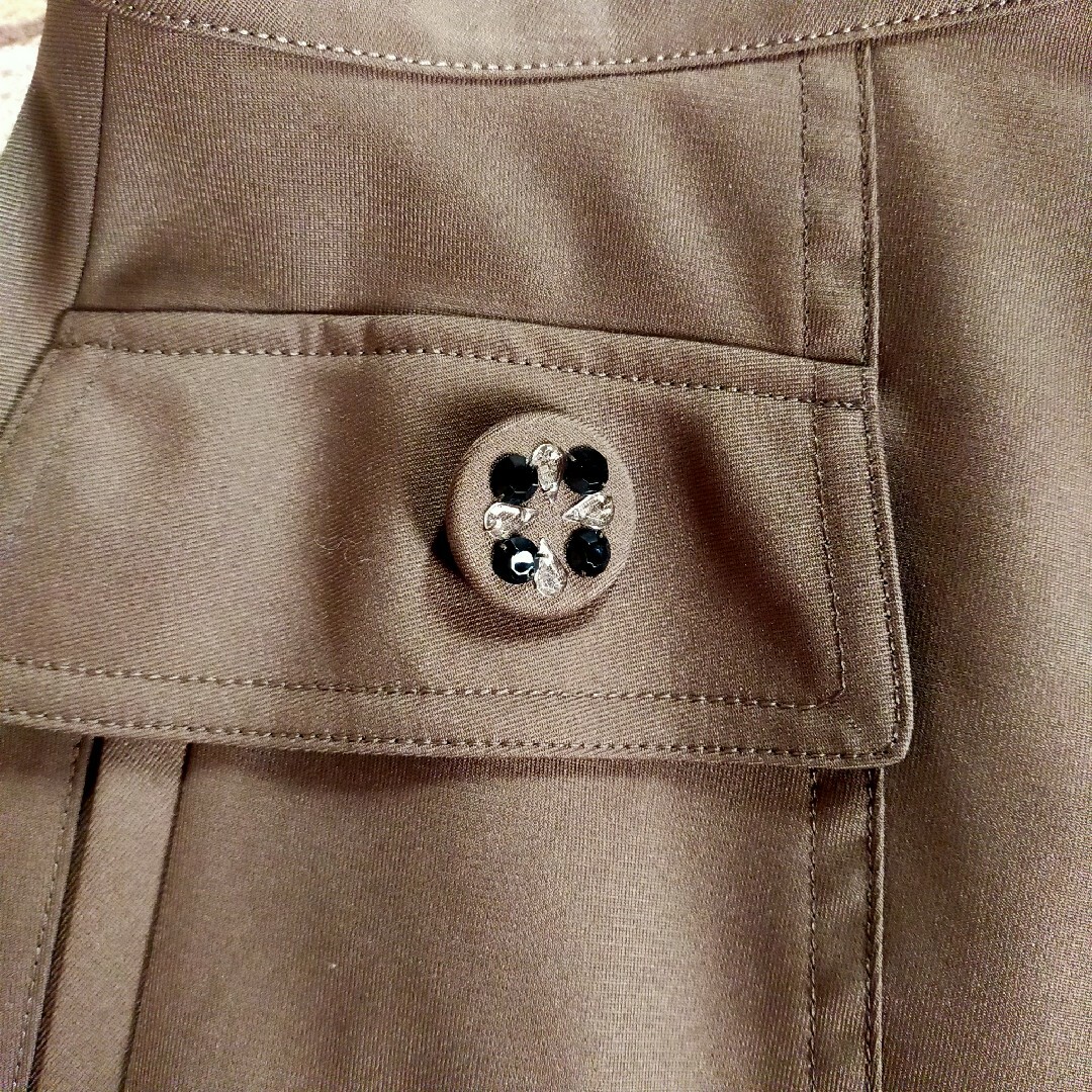 M'S GRACY(エムズグレイシー)のエムズグレイシー ビジュ―付きフレア―スカート レディースのスカート(ロングスカート)の商品写真