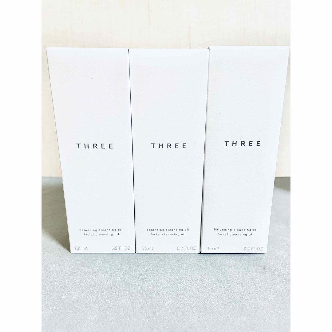 THREE(スリー)の【新品】THREEクレンジングオイル (3本)&ヘアトリートメント(1本) コスメ/美容のスキンケア/基礎化粧品(クレンジング/メイク落とし)の商品写真