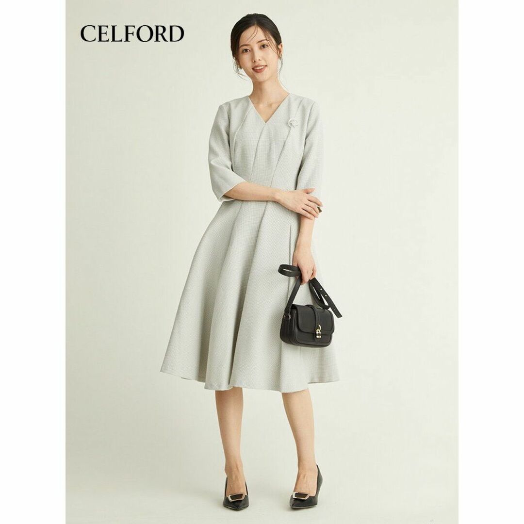 CELFORD(セルフォード)のCELFORD セルフォード ツイストワンピース チェック アイボリー 34 S レディースのフォーマル/ドレス(その他ドレス)の商品写真
