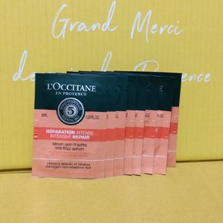 ロクシタン(L'OCCITANE)の【ポーチ付】ロクシタン ファイブハーブス ミルクセラム(ノベルティグッズ)