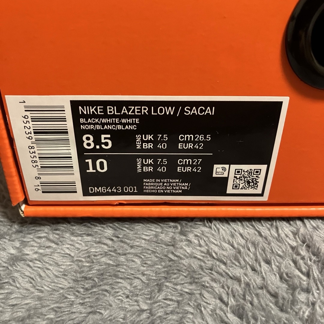 NIKE(ナイキ)の【新品】sacai × Nike Blazer Low ブレーザーロー メンズの靴/シューズ(スニーカー)の商品写真