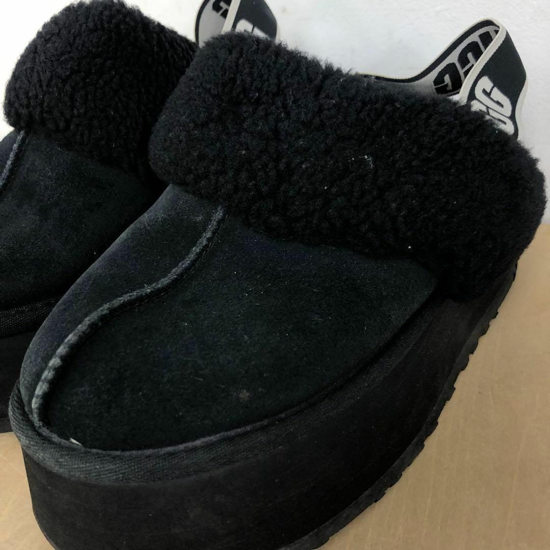 UGG(アグ)の【送料無料】UGG FUNKETTE ロゴストラップ 厚底サンダル 23cm その他のその他(その他)の商品写真