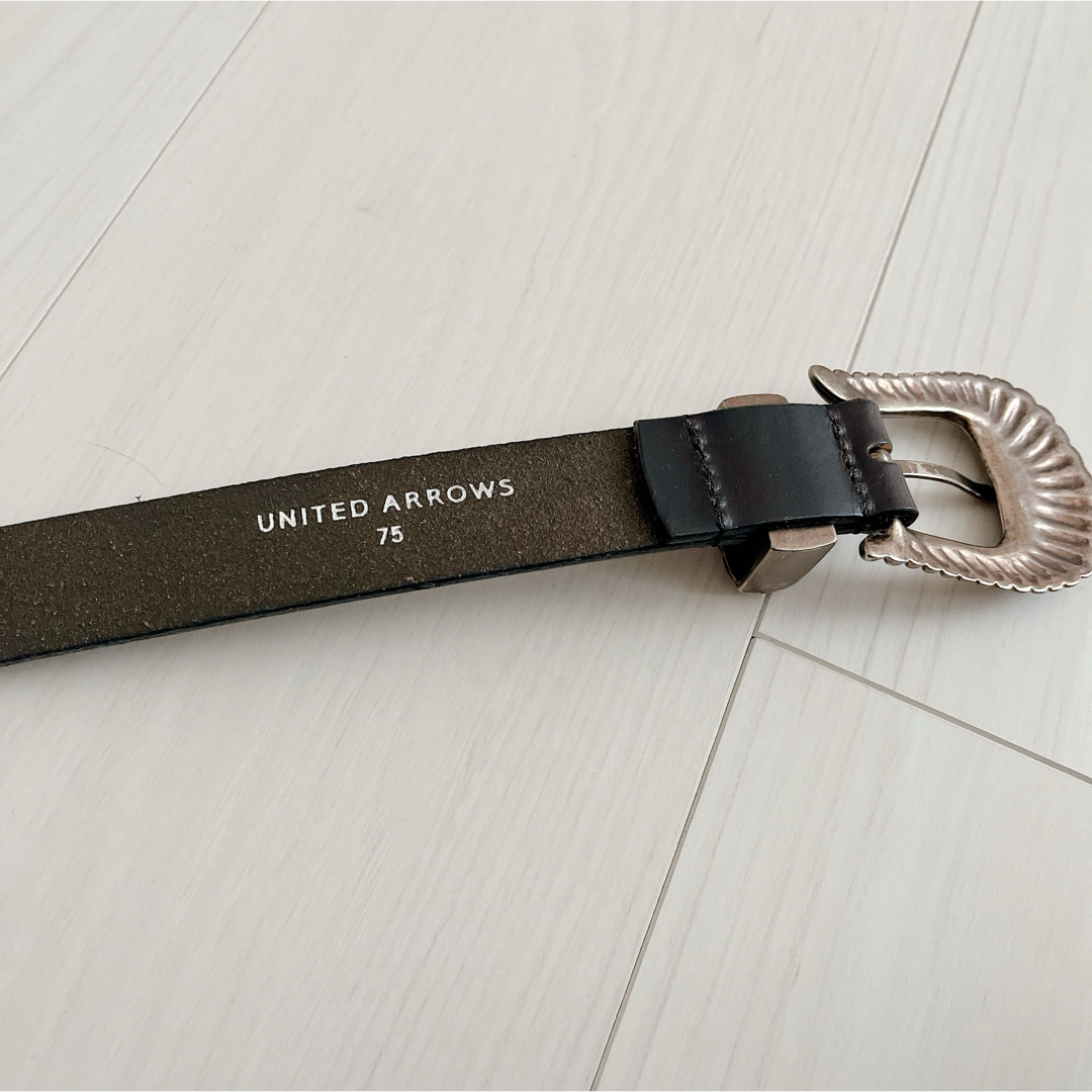 UNITED ARROWS(ユナイテッドアローズ)のUNITEDARROWS ユナイテッドアローズ ウエスタンベルト 黒 75 本革 レディースのファッション小物(ベルト)の商品写真