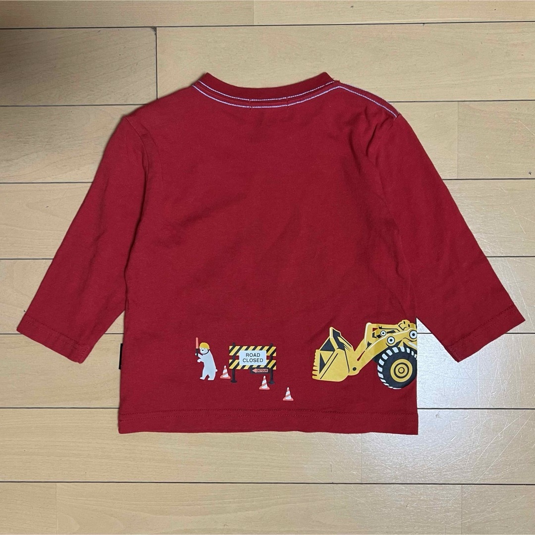 kladskap(クレードスコープ)のkladskapクレードスコープ働く車プリント長袖Tシャツ80cm赤ロンT キッズ/ベビー/マタニティのベビー服(~85cm)(Ｔシャツ)の商品写真