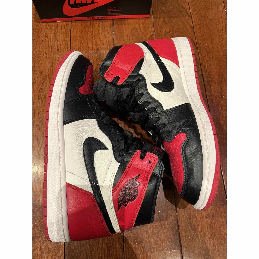 Jordan Brand（NIKE）(ジョーダン)のNIKE AJ1 high OG ブレッドトゥ　28cm 美品 メンズの靴/シューズ(スニーカー)の商品写真