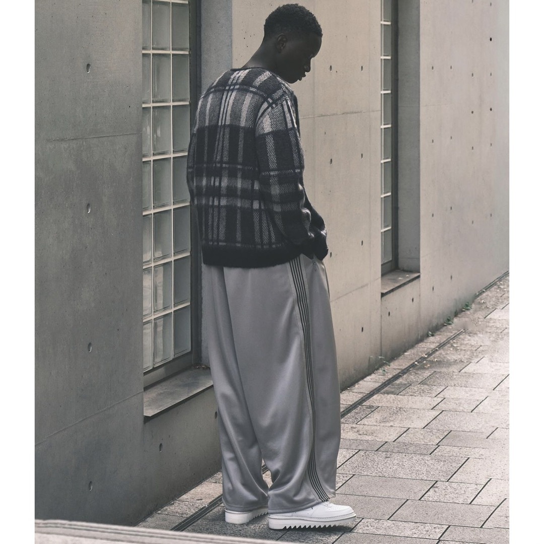 Needles(ニードルス)のneedles H.D.Track Pant 23aw 別注　thetokyo メンズのパンツ(サルエルパンツ)の商品写真