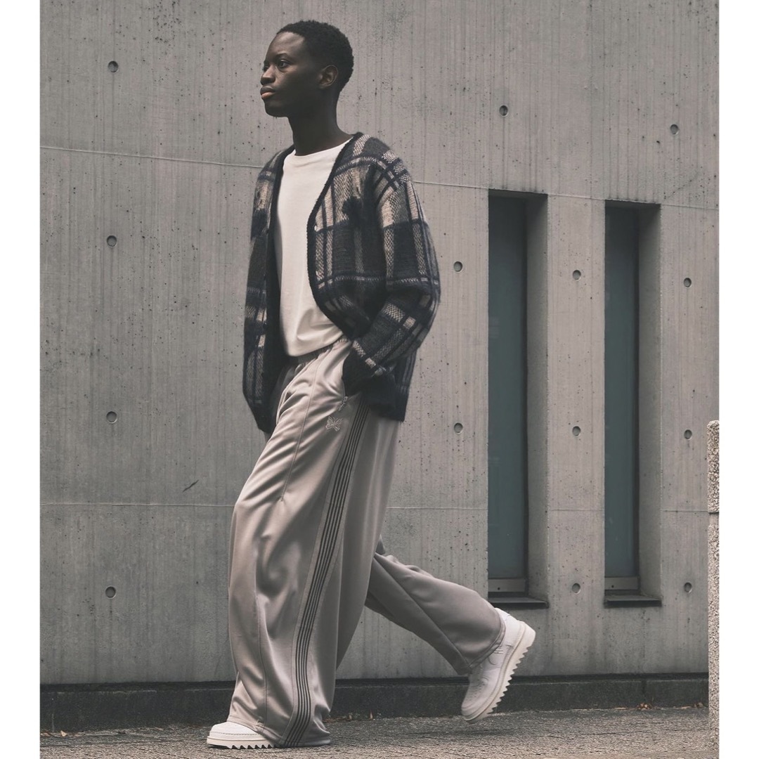 Needles(ニードルス)のneedles H.D.Track Pant 23aw 別注　thetokyo メンズのパンツ(サルエルパンツ)の商品写真