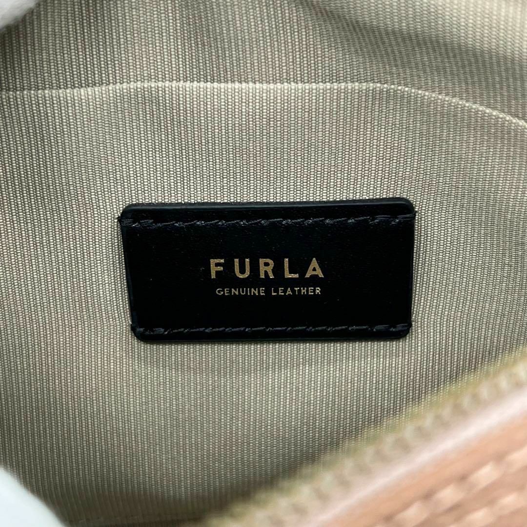 Furla(フルラ)の✨️極美品✨️FURLA LILLI ポシェット サコッシュ ショルダーバッグ レディースのバッグ(ショルダーバッグ)の商品写真