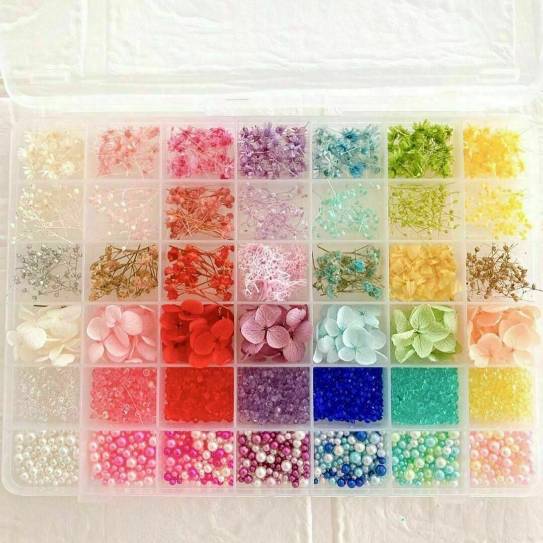 豪華　ハーバリウムボールペン　レジン　花材セット　詰合せ　42種類　気まぐれ素材 ハンドメイドの素材/材料(各種パーツ)の商品写真